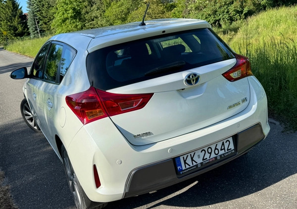 Toyota Auris cena 43999 przebieg: 161000, rok produkcji 2013 z Nowe Miasto Lubawskie małe 667